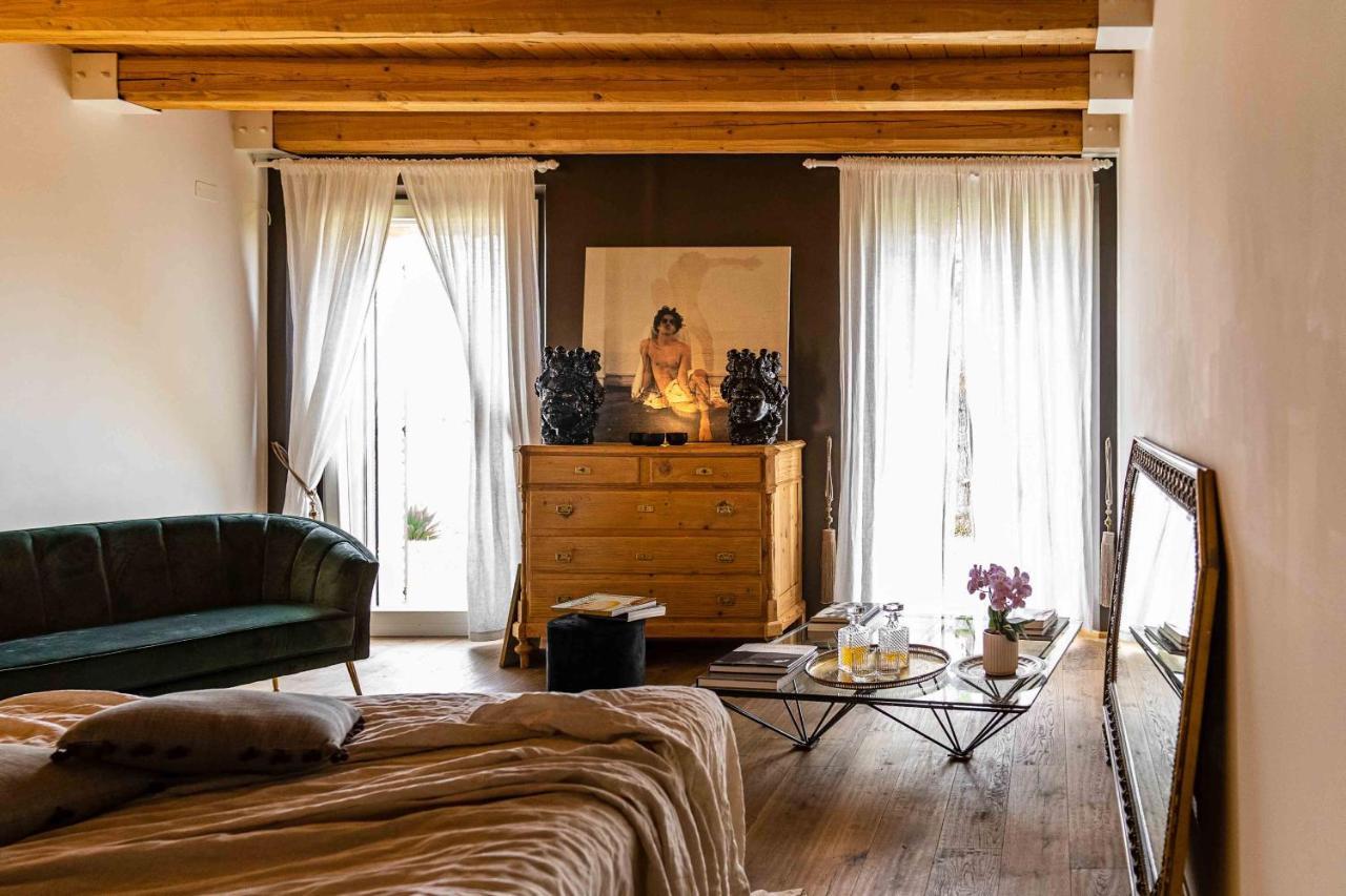 Ostra Vetere Casavostra - Ambience Suites المظهر الخارجي الصورة