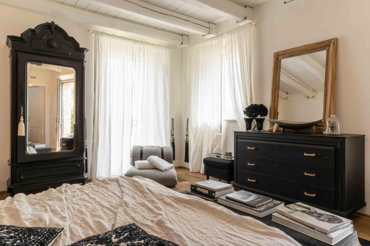 Ostra Vetere Casavostra - Ambience Suites المظهر الخارجي الصورة