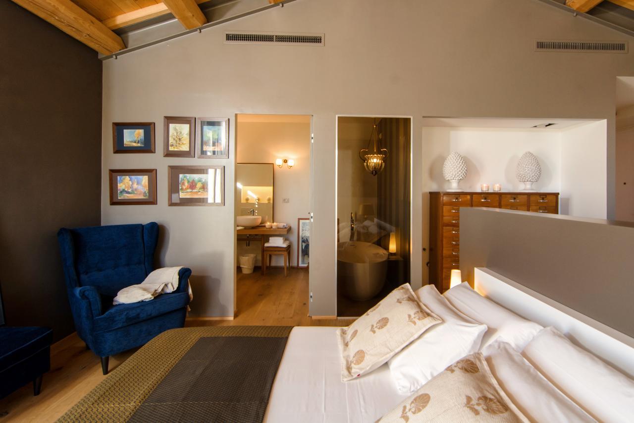 Ostra Vetere Casavostra - Ambience Suites المظهر الخارجي الصورة